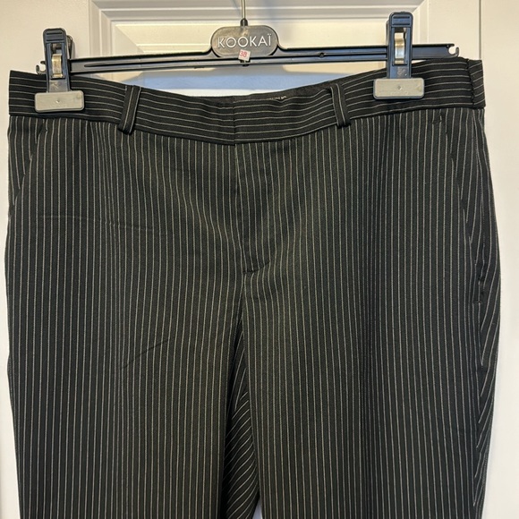 Banana Republic Avery Pinstripe Ankle Length straight cut Dress pants 8 Petite - Picture 2 of 7